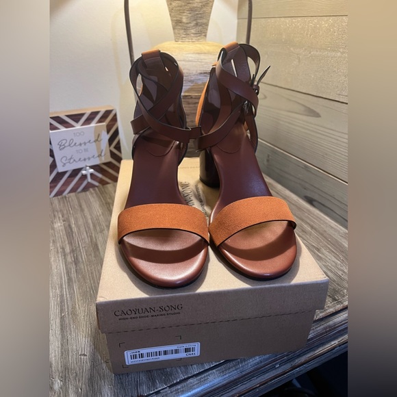 Chunky Heeled Ankle Strap Sandals Size 41 (8.5) - Picture 2 of 5